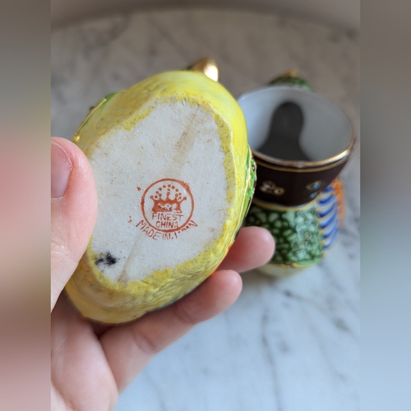 Two Vintage Japanese Moriage Kutani Chicken / Quail Egg Cups - Picture 6 of 9